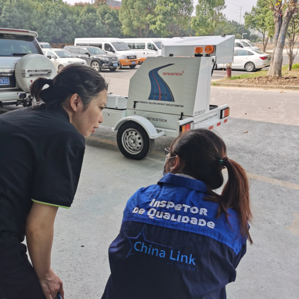 Deflektometer berat jatuh TBTFWD-NJ-M menerima pengujian kualitas dari perusahaan inspeksi profesional
