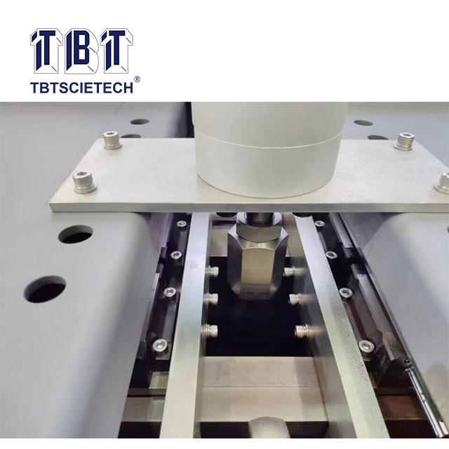 Pemadat Kotak Geser Aspal