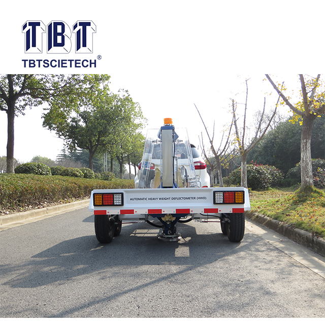 Deflectometer Berat Berat (HWD) 