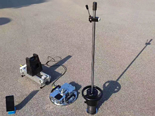 jatuh deflectometer berat badan