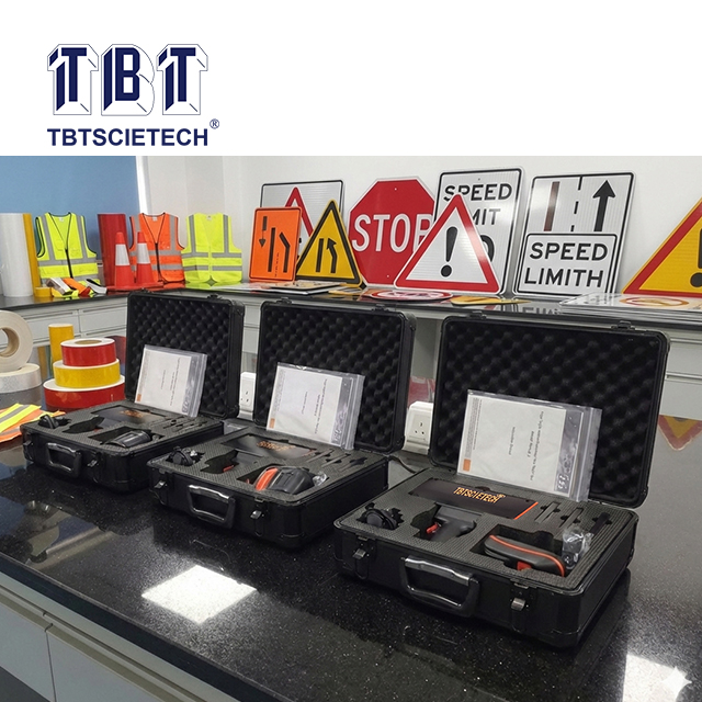 Retroreflectometer sudut tunggal untuk rambu lalu lintas